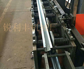 防火阀成型机设备