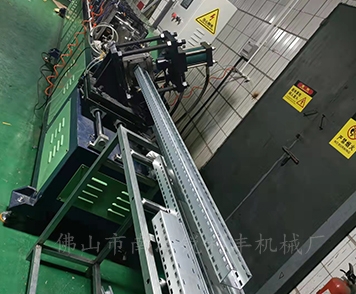 浙江C型钢设备厂家