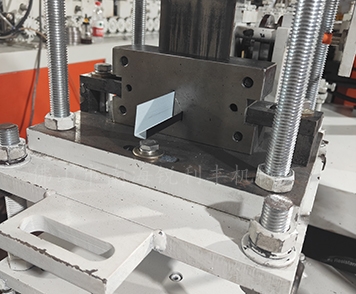 浙江投影仪边框设备